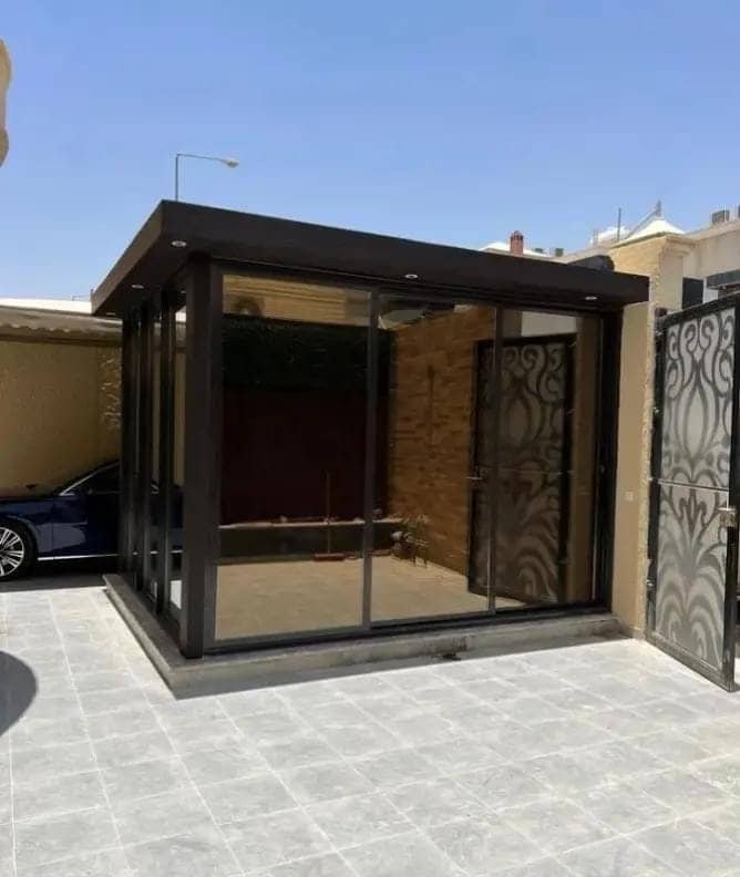 صورة أعمال حوامل وهياكل مظلات حديد في المنطقة الشرقية